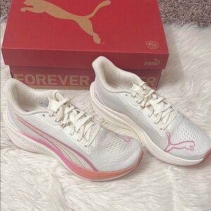 NEW In Box Puma Women’s Darter Pro Fade Warm White-Mauved Out Size 8.5